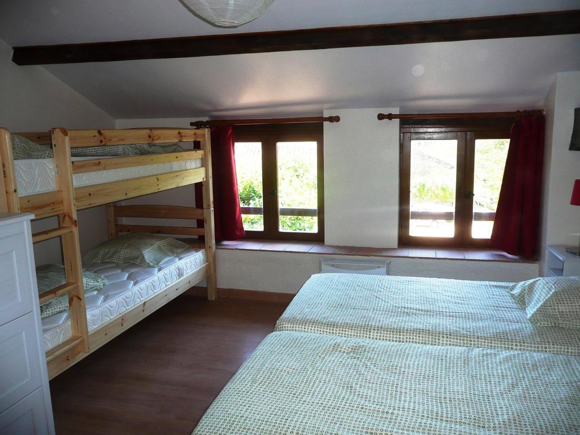 Domaine De Gavaudun Villa Room photo